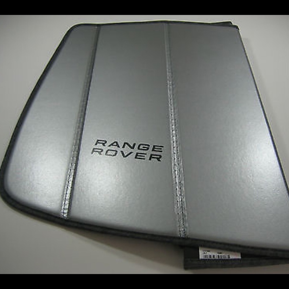 Range Rover Foldable Sunscreen